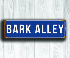 Custom Metal Street Signs