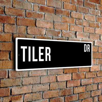 Tiler street sign